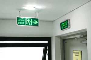 HỆ THỐNG ĐÈN EXIT, CHIẾU SÁNG SỰ CỐ